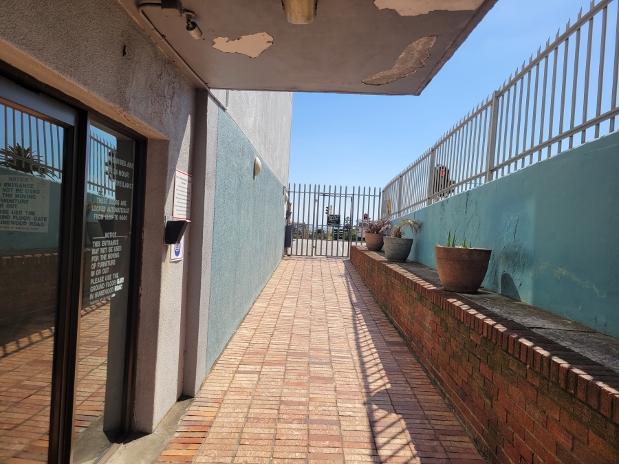 1 Bedroom Property for Sale in Humewood Eastern Cape